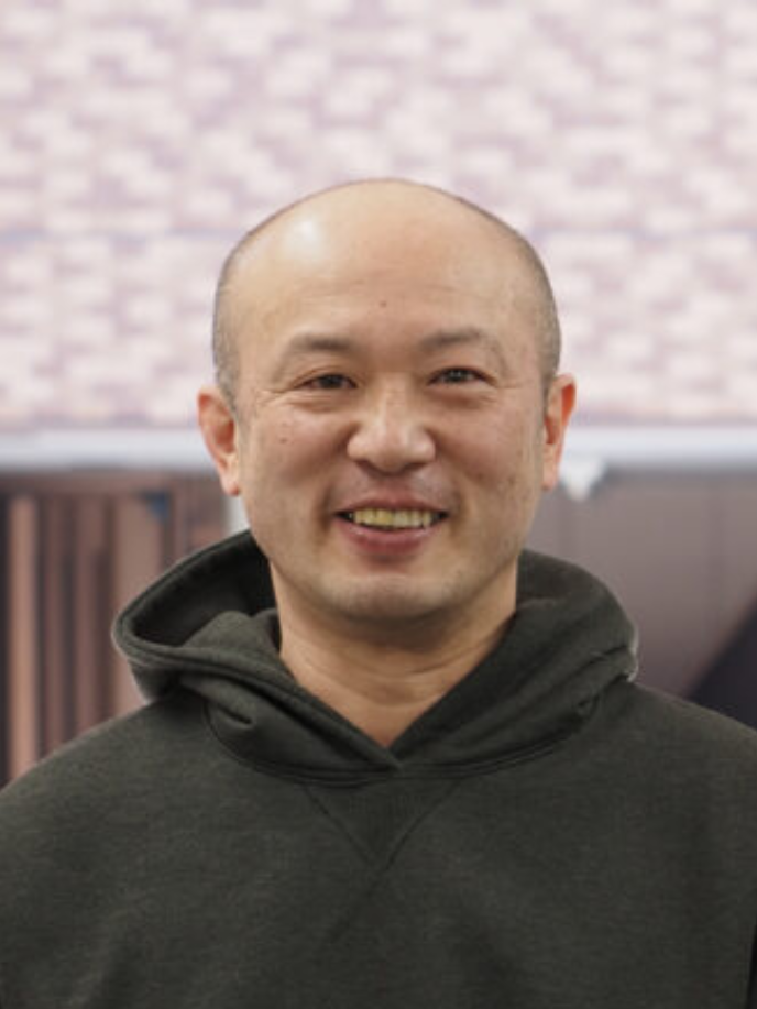 岡田先生の顔写真